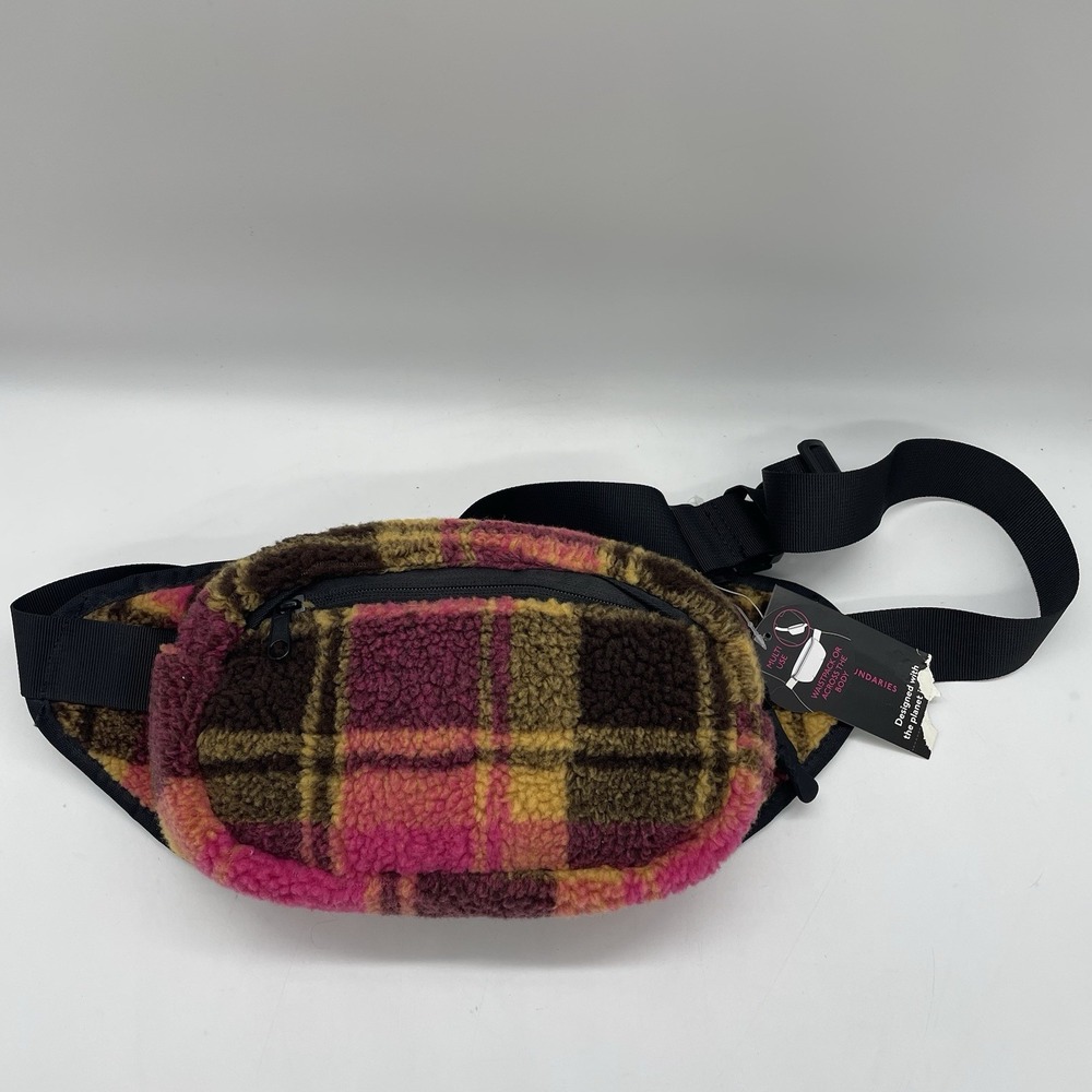 NWT No Boundaries Fanny Pack Pink Plaid Fleece Sherpa Belt Bag Waist Crossbody